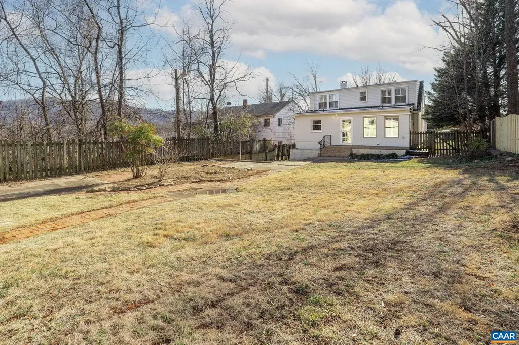 201 Palatine Avenue Charlottesville VA 22902