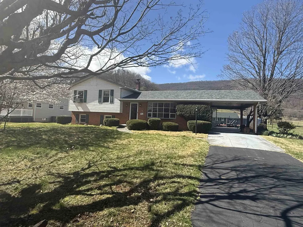 3010 Valley Ridge Road Covington VA 24426