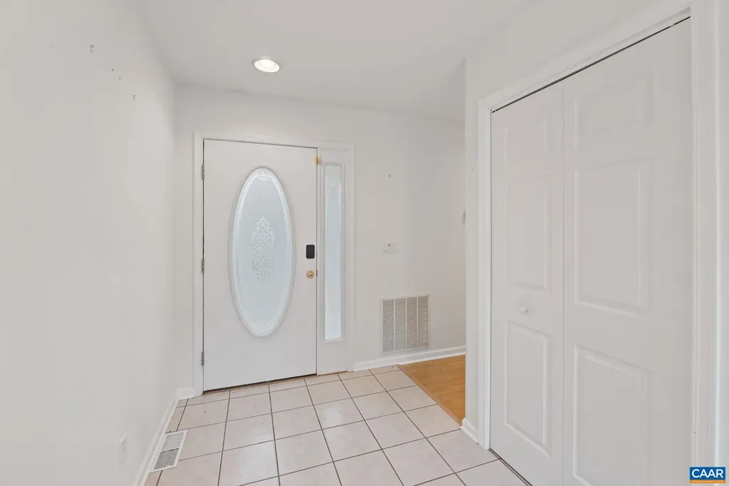 1 Windy Way Palmyra VA 22963