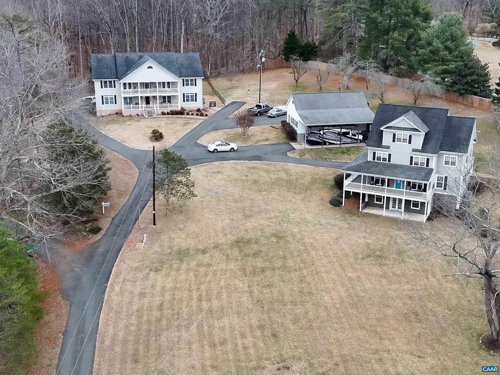 3206/3207 Scarlet Oak Lane Charlottesville VA 22911