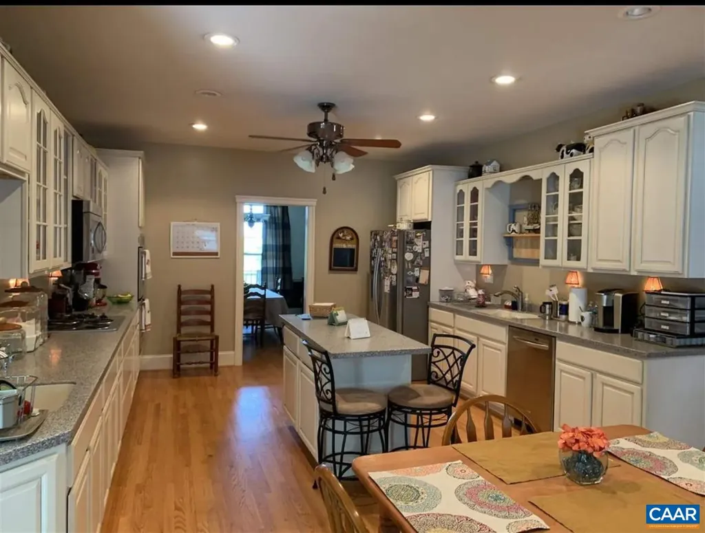 3206/3207 Scarlet Oak Lane Charlottesville VA 22911