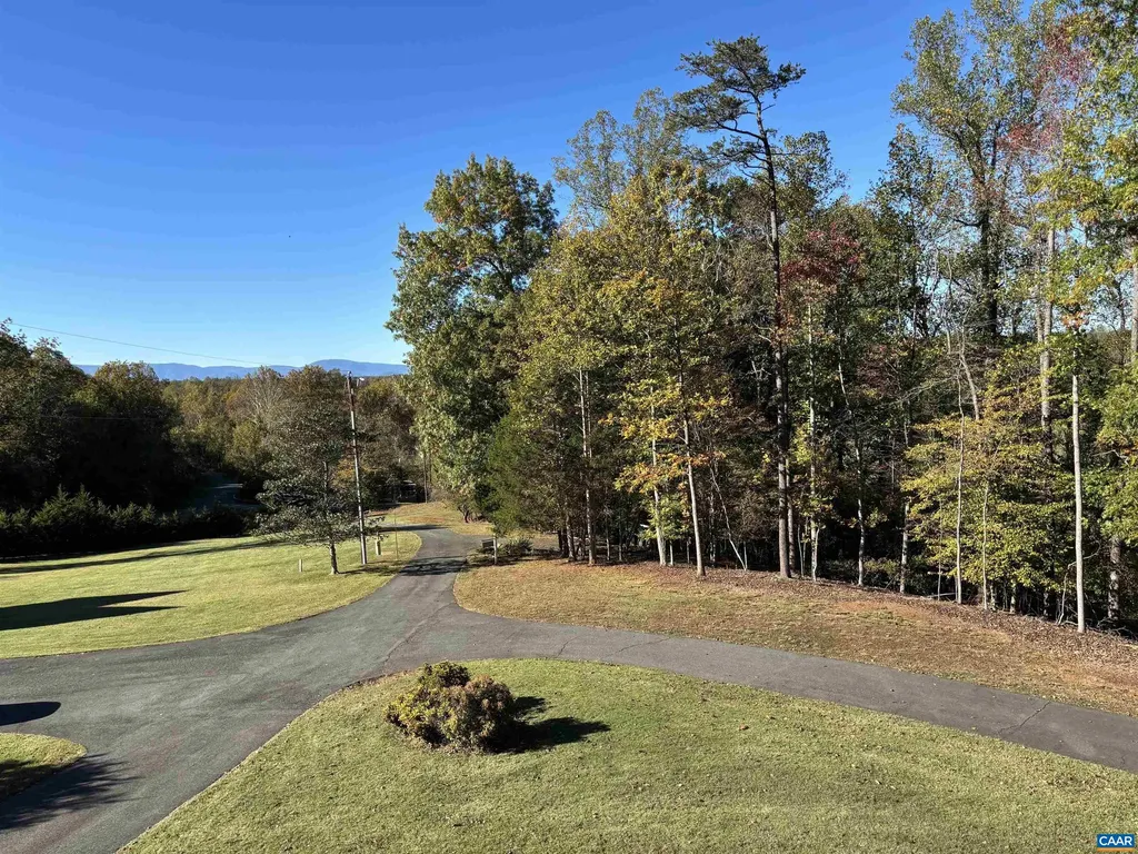 3206/3207 Scarlet Oak Lane Charlottesville VA 22911