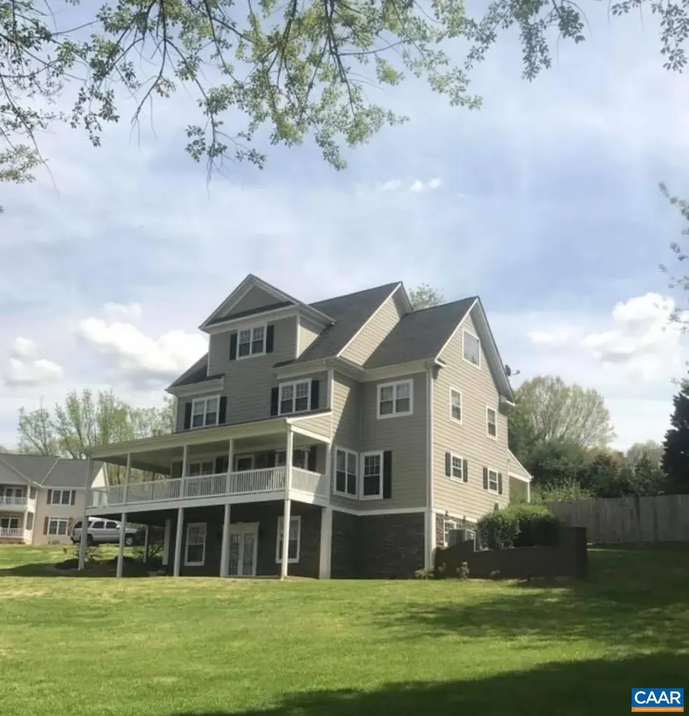 3206/3207 Scarlet Oak Lane Charlottesville VA 22911