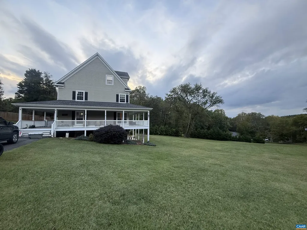 3206/3207 Scarlet Oak Lane Charlottesville VA 22911