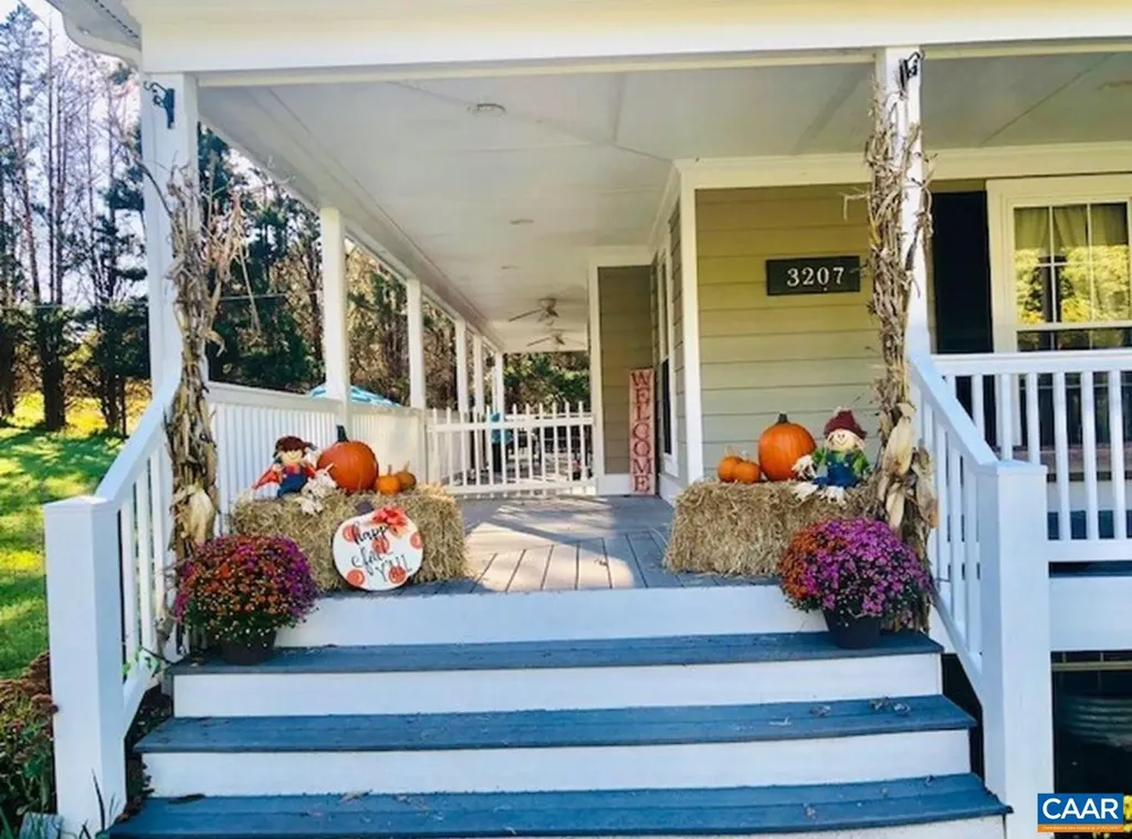 3206/3207 Scarlet Oak Lane Charlottesville VA 22911