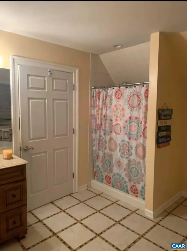 3206/3207 Scarlet Oak Lane Charlottesville VA 22911