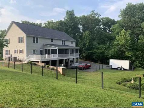 3206/3207 Scarlet Oak Lane Charlottesville VA 22911