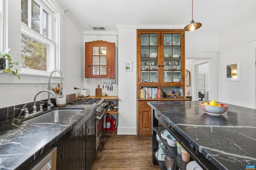 3 Buck Mountain Road Earlysville VA 22936