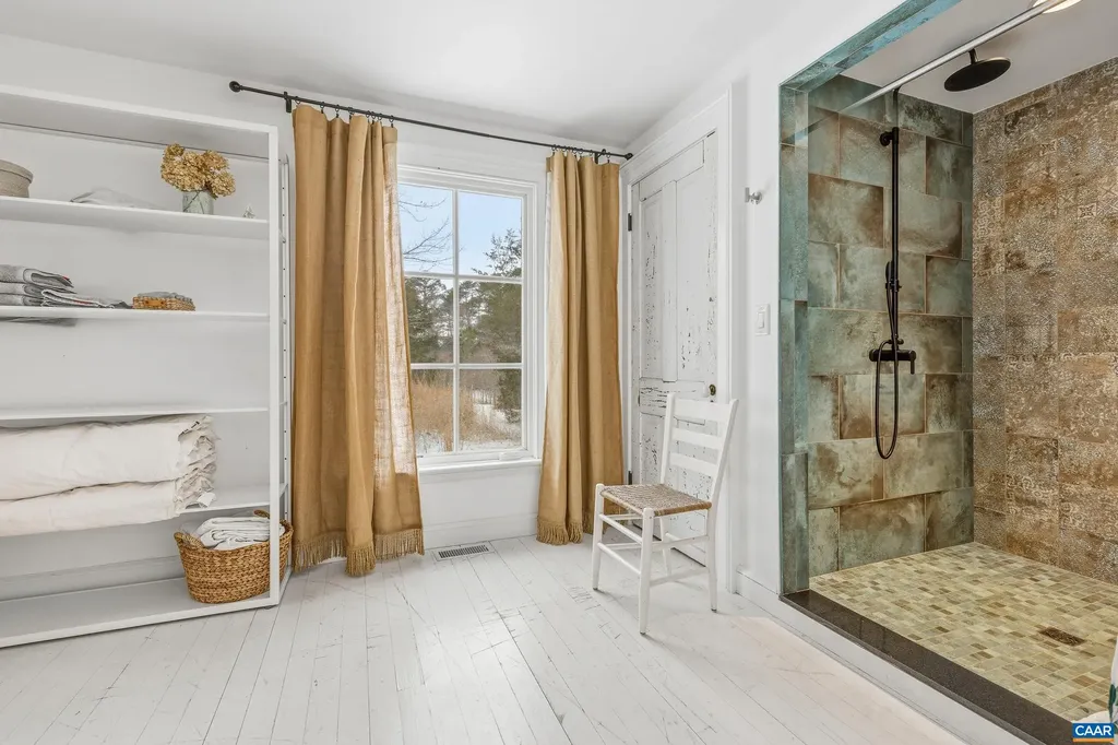 3 Buck Mountain Road Earlysville VA 22936