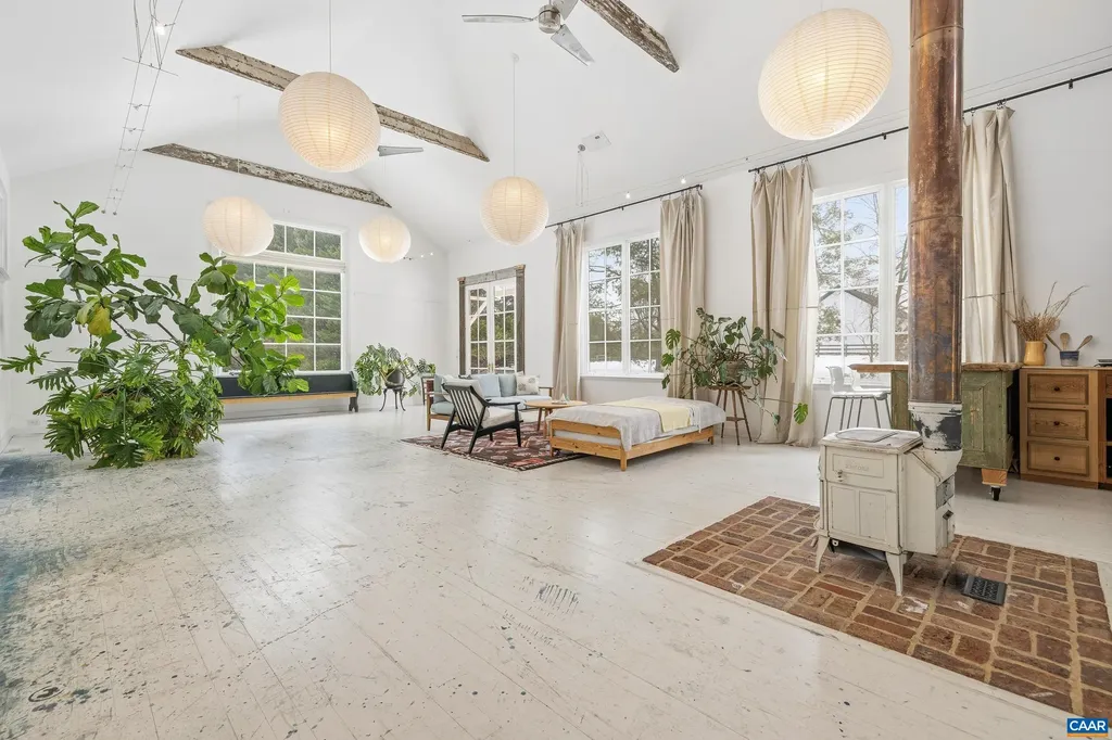 3 Buck Mountain Road Earlysville VA 22936