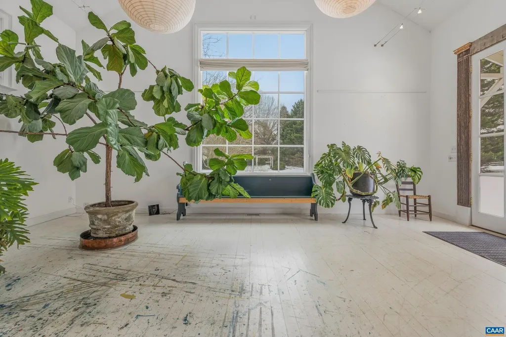 3 Buck Mountain Road Earlysville VA 22936