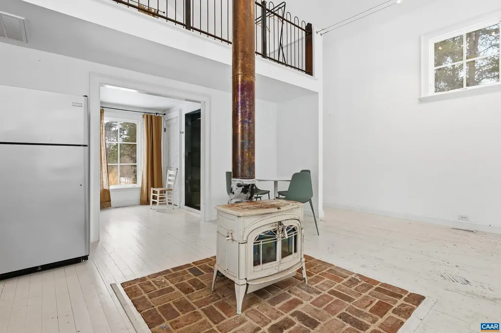 3 Buck Mountain Road Earlysville VA 22936