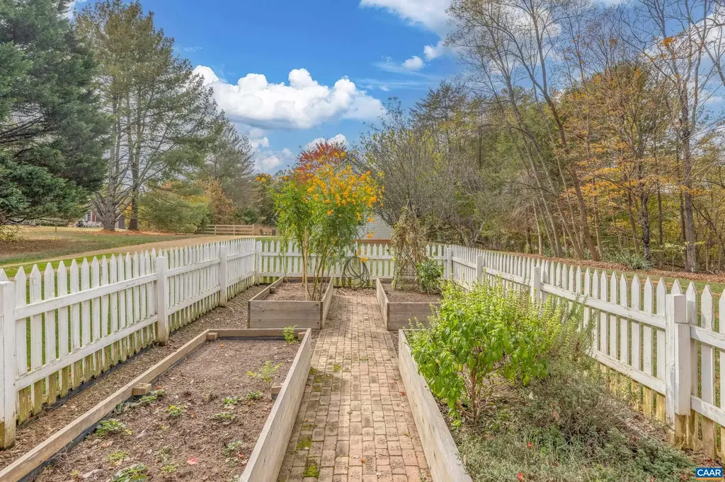 3 Buck Mountain Road Earlysville VA 22936