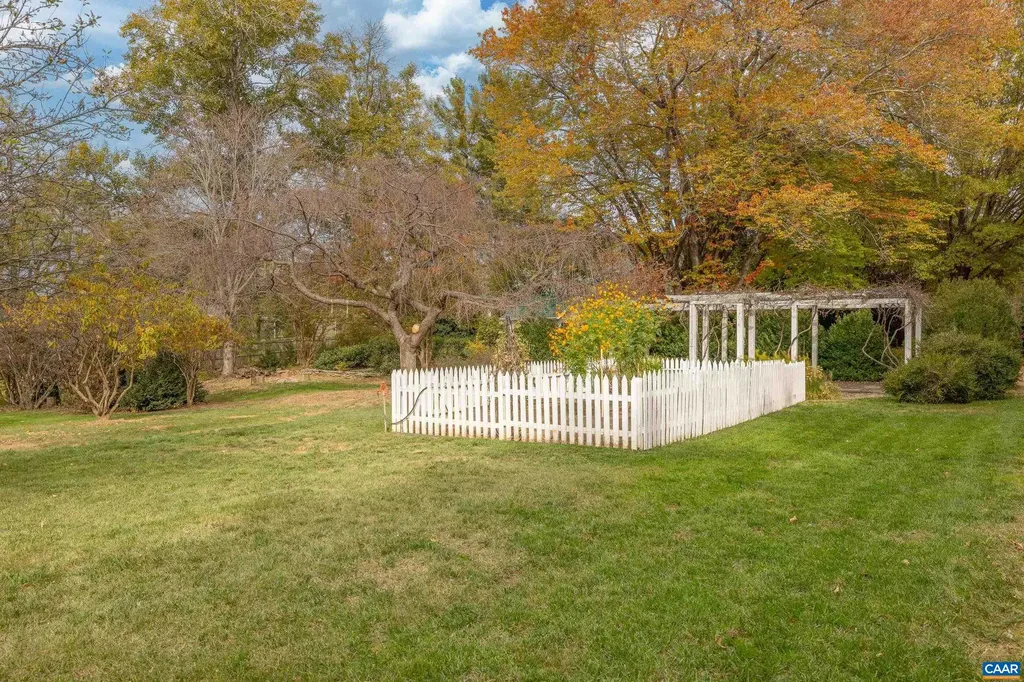 3 Buck Mountain Road Earlysville VA 22936