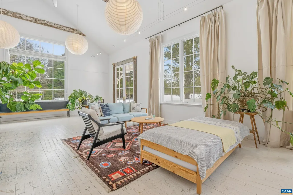 3 Buck Mountain Road Earlysville VA 22936