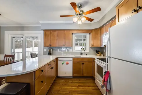 1894 Hawksbill Road Mcgaheysville VA 22840