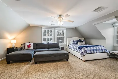 1894 Hawksbill Road Mcgaheysville VA 22840