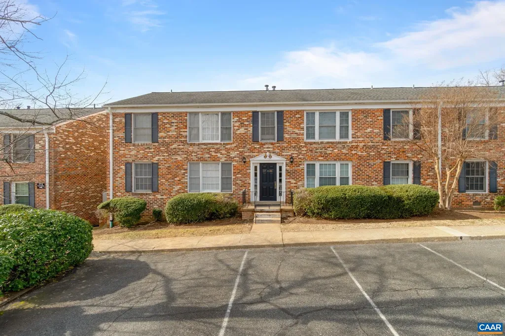 2527 Hydraulic Road Charlottesville VA 22901