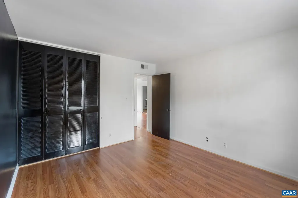 2527 Hydraulic Road Charlottesville VA 22901