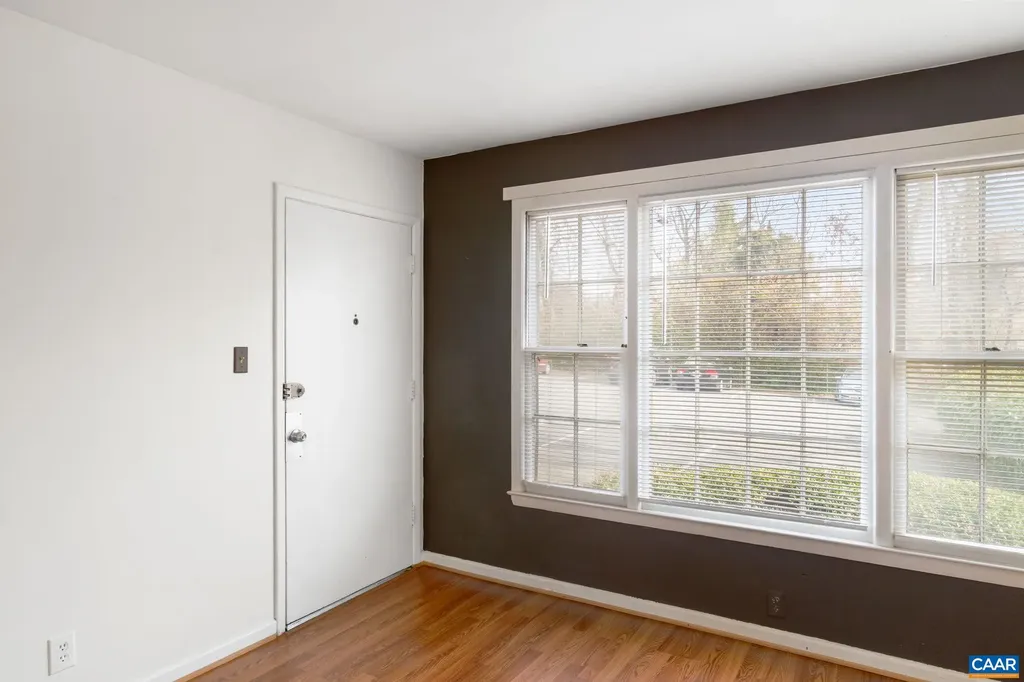 2527 Hydraulic Road Charlottesville VA 22901