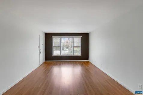 2527 Hydraulic Road Charlottesville VA 22901