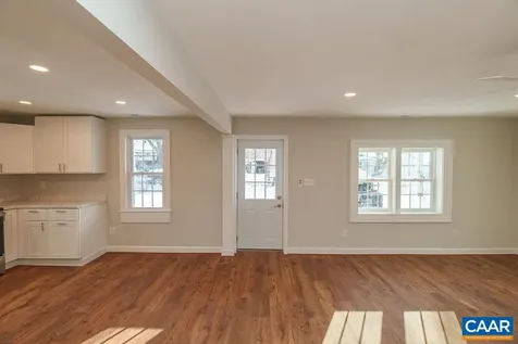 1433 Harding Avenue Waynesboro VA 22980