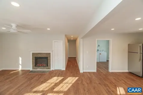 1433 Harding Avenue Waynesboro VA 22980