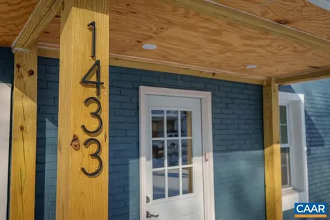 1433 Harding Avenue Waynesboro VA 22980