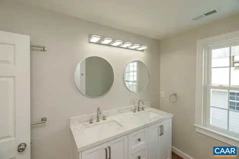 1433 Harding Avenue Waynesboro VA 22980