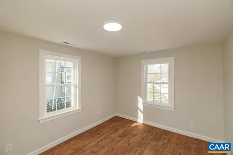 1433 Harding Avenue Waynesboro VA 22980