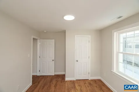 1433 Harding Avenue Waynesboro VA 22980