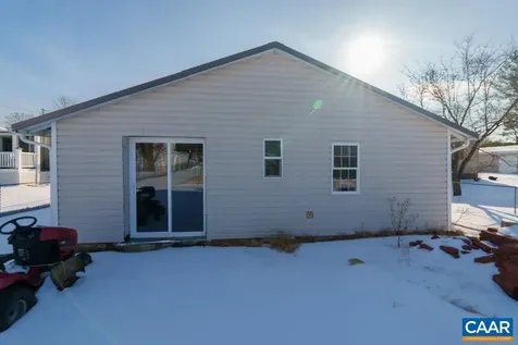 1433 Harding Avenue Waynesboro VA 22980