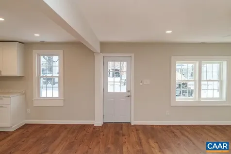 1433 Harding Avenue Waynesboro VA 22980