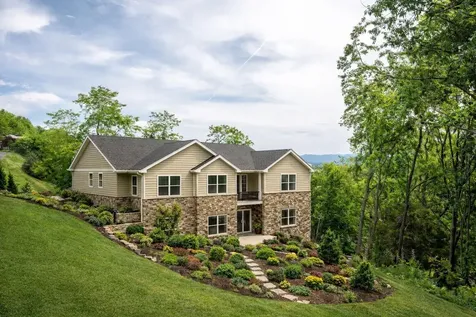 Valley View Drive Mount Sidney VA 24467