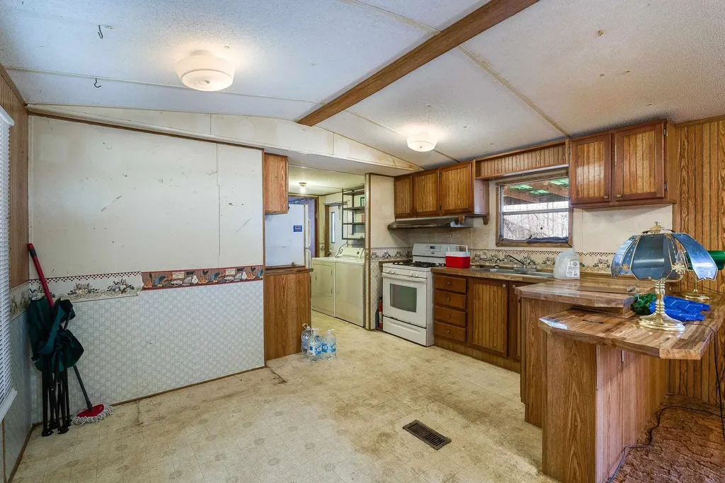 2851 Thorofare Road Elkton VA 22827