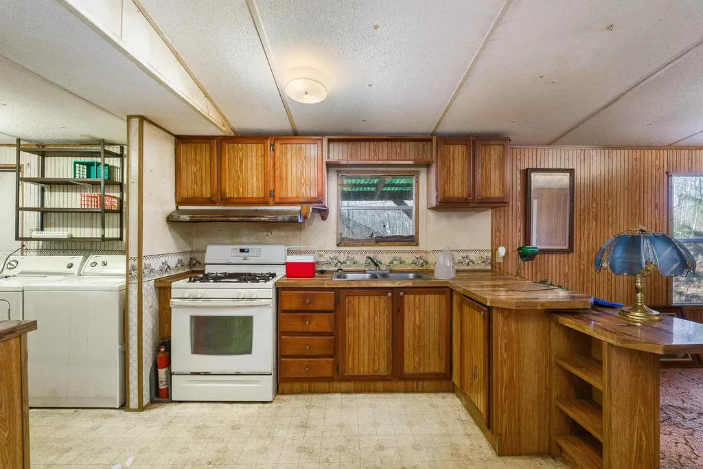 2851 Thorofare Road Elkton VA 22827