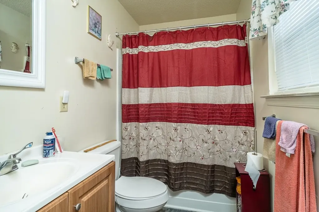 190 Martin Lane Palmyra VA 22963