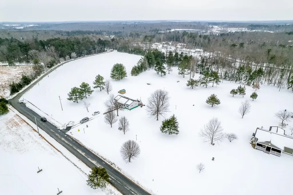 190 Martin Lane Palmyra VA 22963