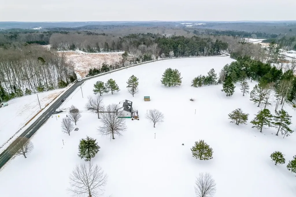 190 Martin Lane Palmyra VA 22963