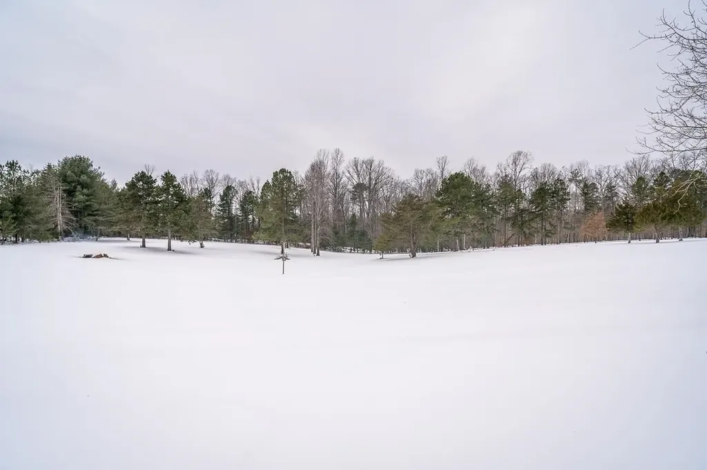 190 Martin Lane Palmyra VA 22963