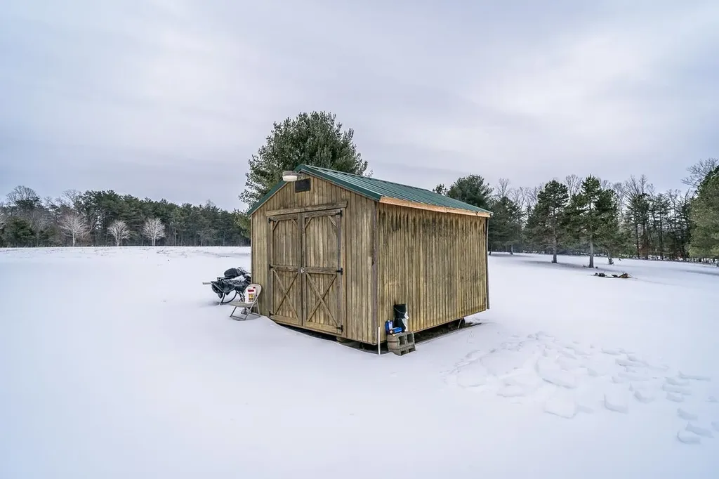 190 Martin Lane Palmyra VA 22963