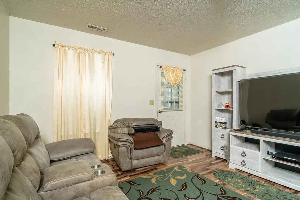 190 Martin Lane Palmyra VA 22963