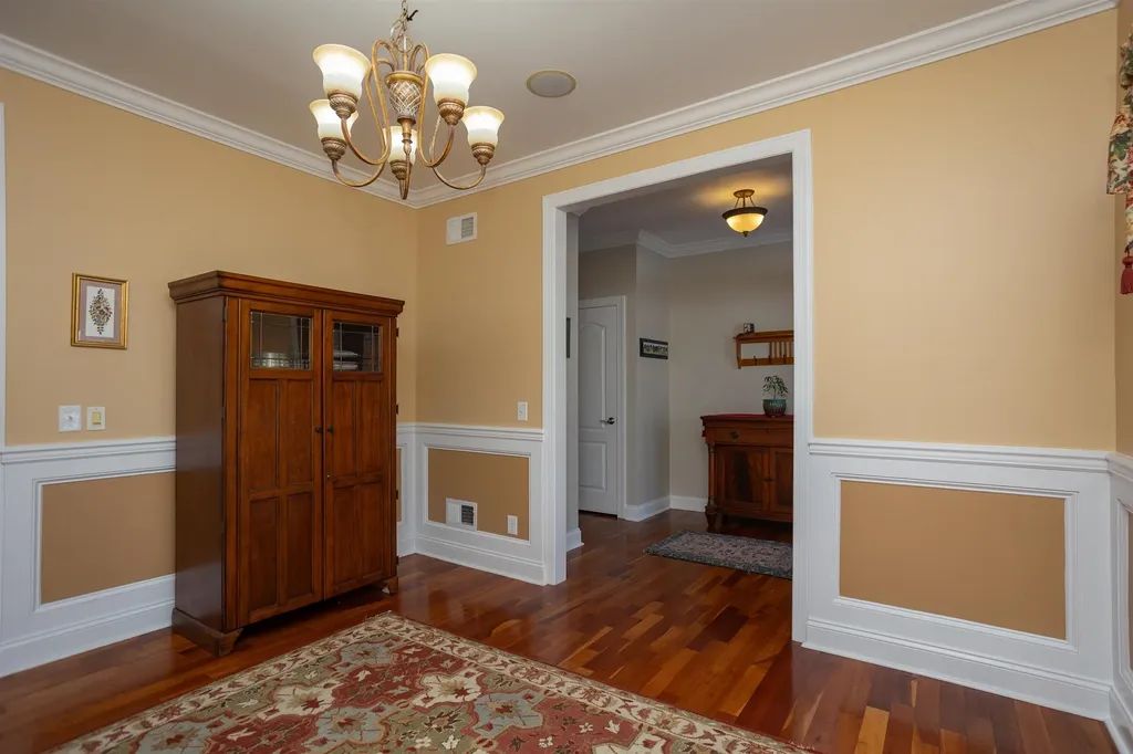 203 Keswick Circle Dayton VA 22821