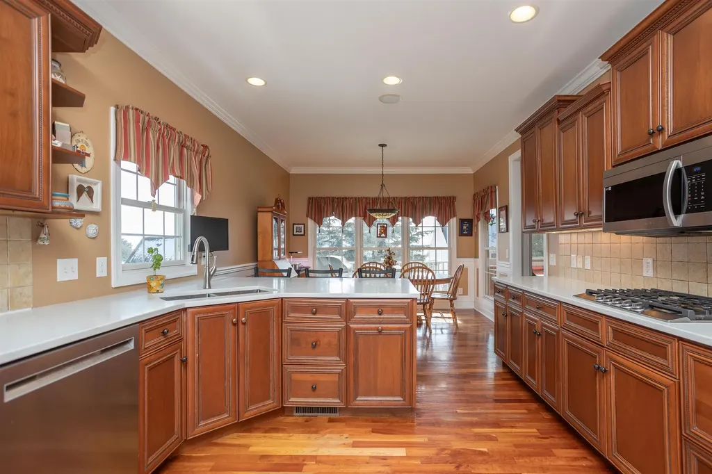 203 Keswick Circle Dayton VA 22821