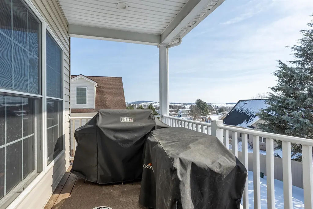 203 Keswick Circle Dayton VA 22821