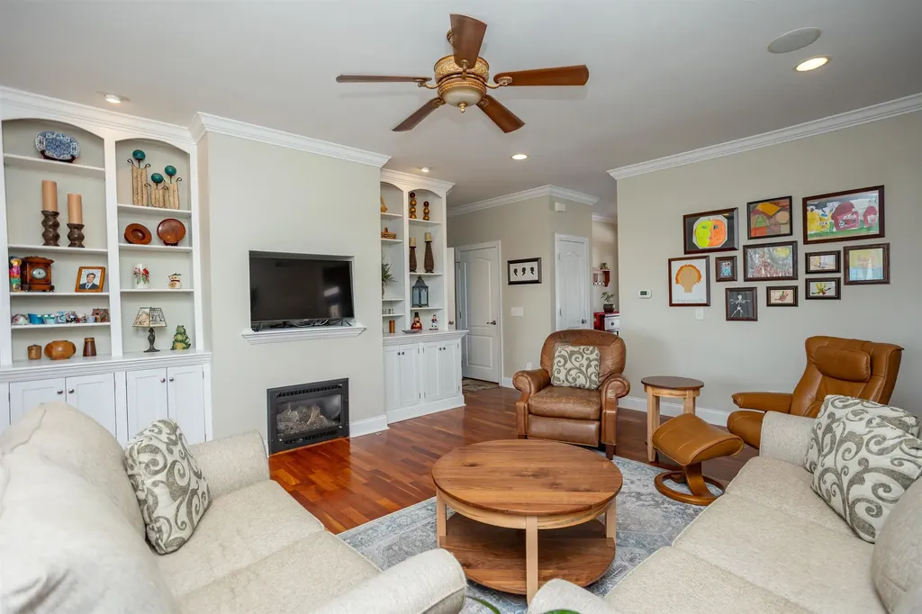 203 Keswick Circle Dayton VA 22821