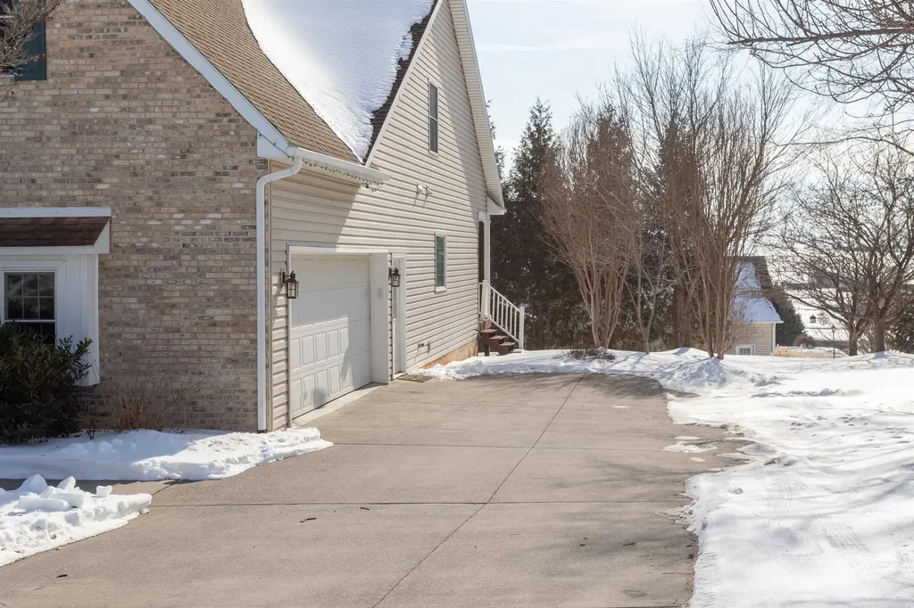 203 Keswick Circle Dayton VA 22821