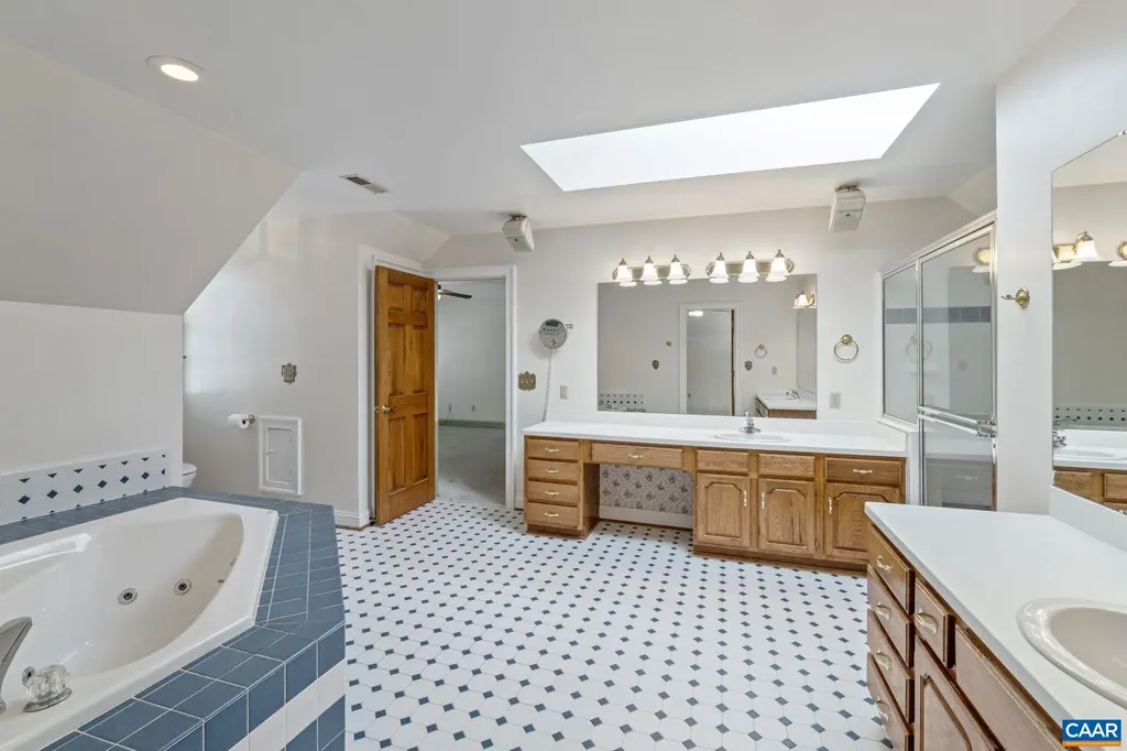 3383 Marsden Point Keswick VA 22947
