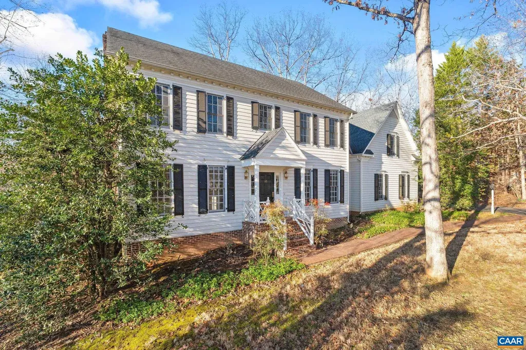 3383 Marsden Point Keswick VA 22947