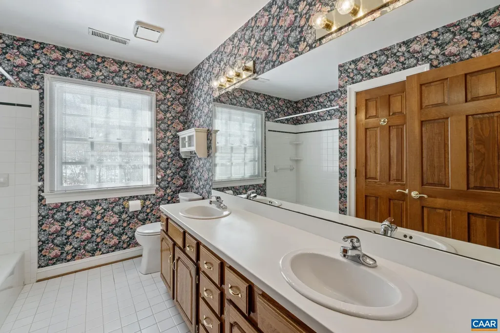 3383 Marsden Point Keswick VA 22947